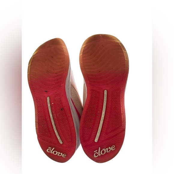 Clove size 7 women all classic shoes - Picture 3 of 3